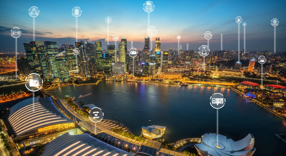 Teknologi Informasi Telkom University Surabaya Peran Teknologi Informasi dalam Mewujudkan Smart City Berbasis IoT